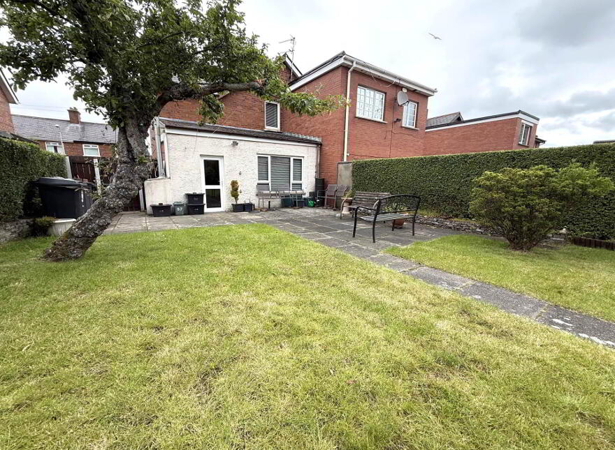 57 Hillsborough Drive, Belfast, BT6 9DS