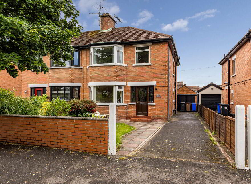 144 Belmont Road, Belfast, BT4 2AQ photo