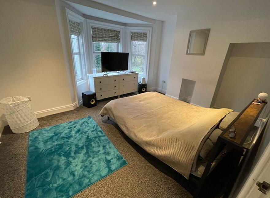 228 Ravenhill Road, Belfast, BT6 8EF