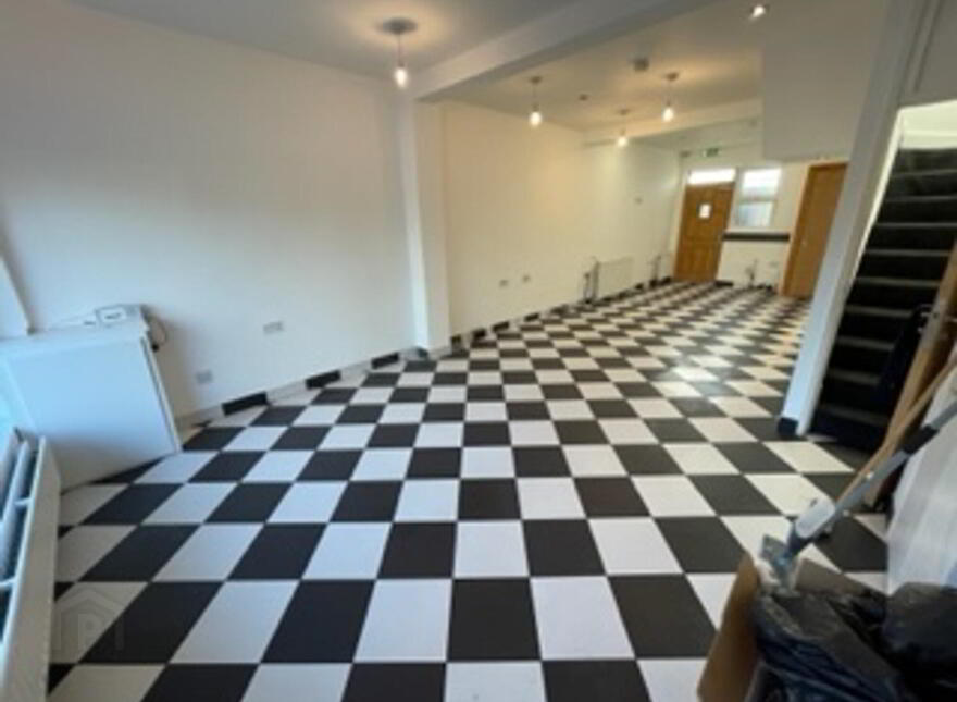400 Shankill Road, Belfast, BT13 3AD