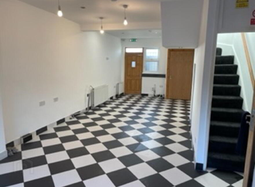 400 Shankill Road, Belfast, BT13 3AD
