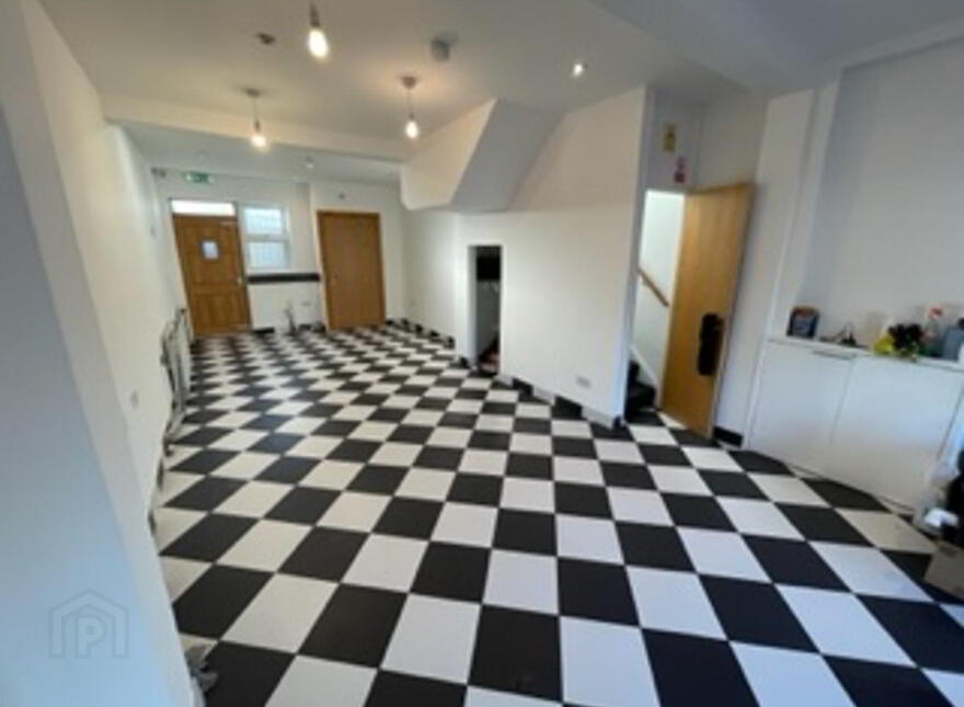 400 Shankill Road, Belfast, BT13 3AD