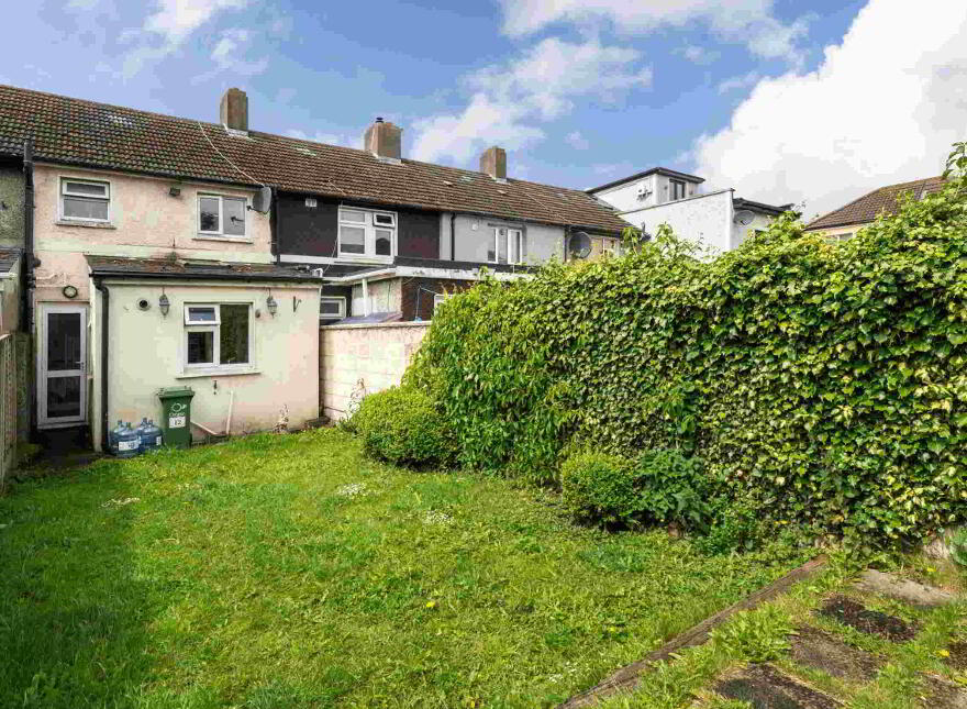 12 Faussagh Road, Cabra, Dublin, D07F8W5