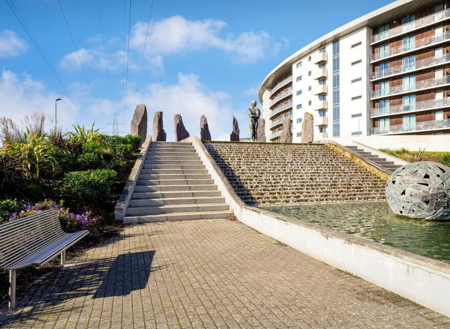 81 The Crescent Building, Parkwest, Dublin, D12N525