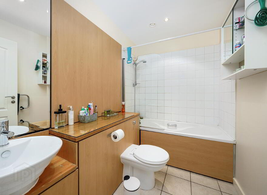 81 The Crescent Building, Parkwest, Dublin, D12N525