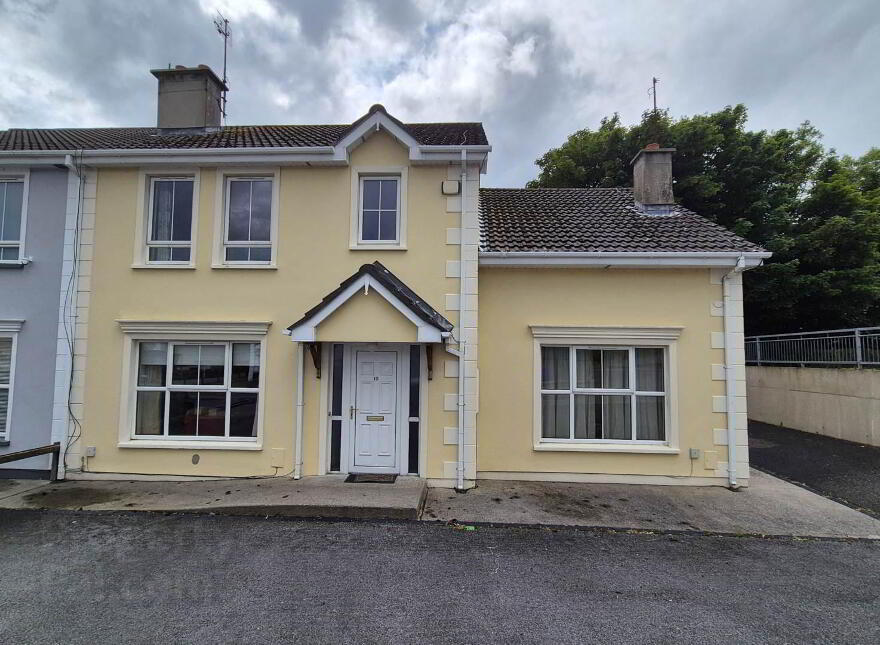 12 Chestnut Grove, Letterkenny, F92CK73 photo