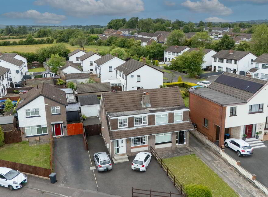 49 Clare Heights, Ballyclare, BT39 9HA