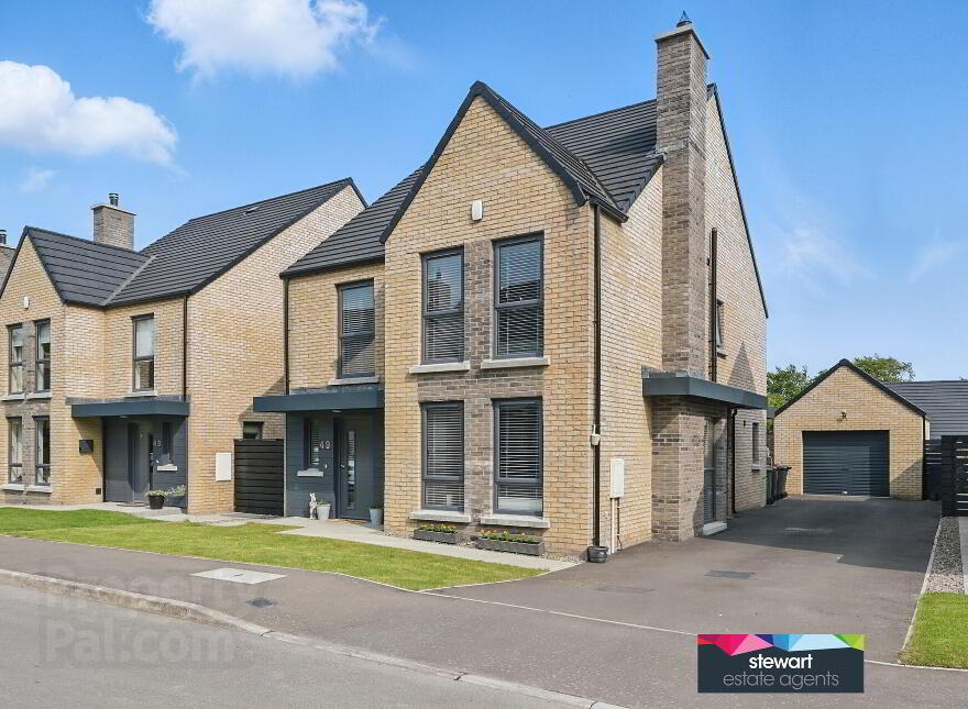 49 Moira Gate, Lurgan Road, Moira, BT67 0XZ photo