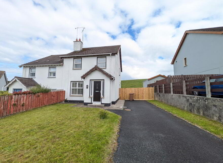 6 Aughan Grove, Poyntzpass, Newry, BT35 6UB photo