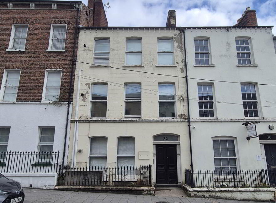 32 Great James Street, Londonderry, BT48 7DB photo