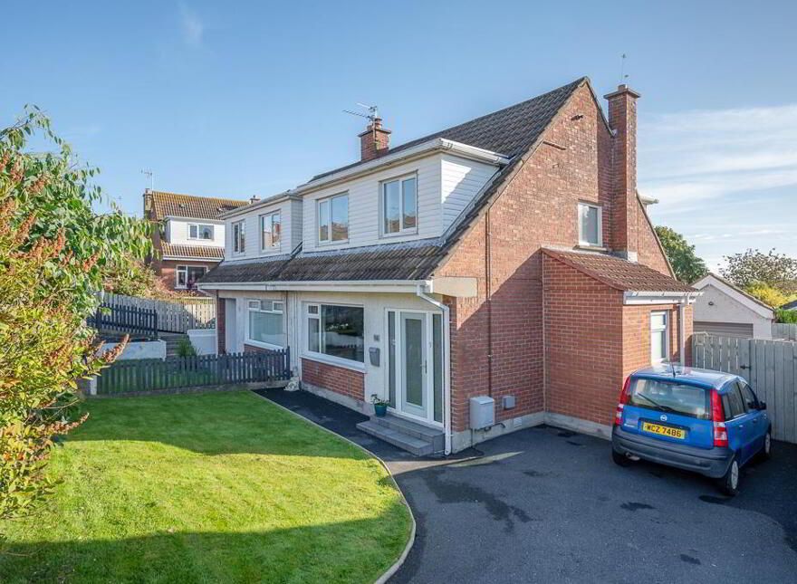 14 Ballymacormick Drive, Bangor, BT19 6BH photo
