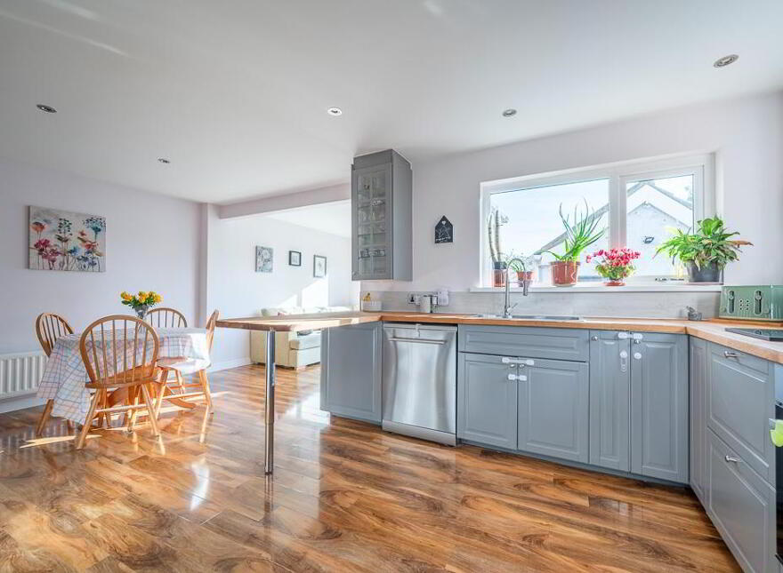 14 Ballymacormick Drive, Bangor, BT19 6BH
