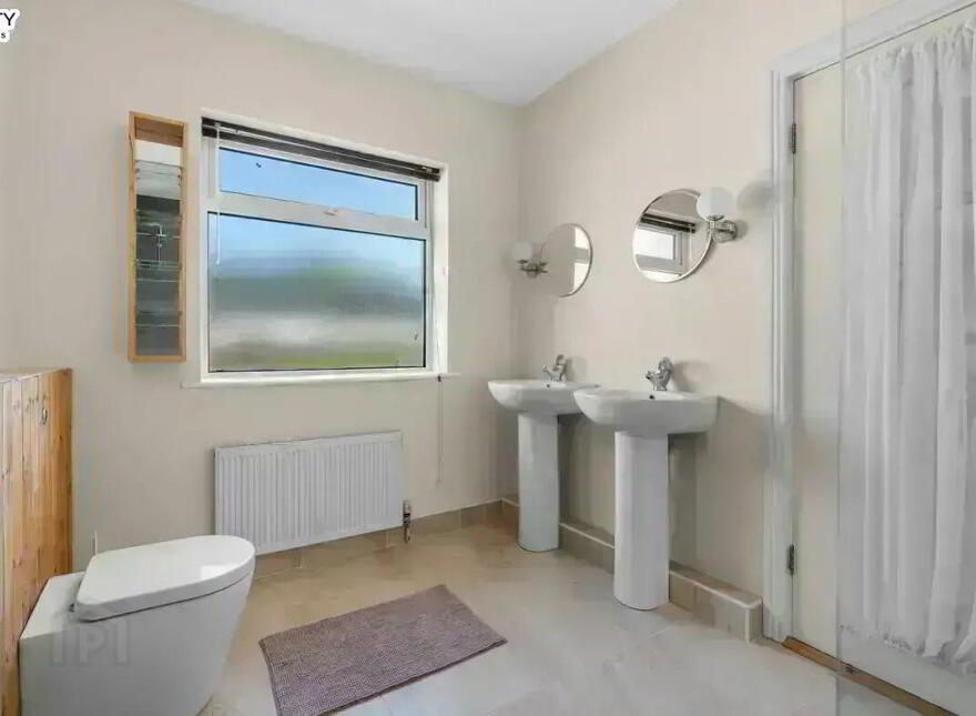 Ledbury, Conna