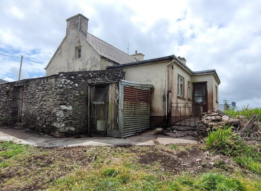 For Sale - Traditional Stone House, Brehig, Waterville