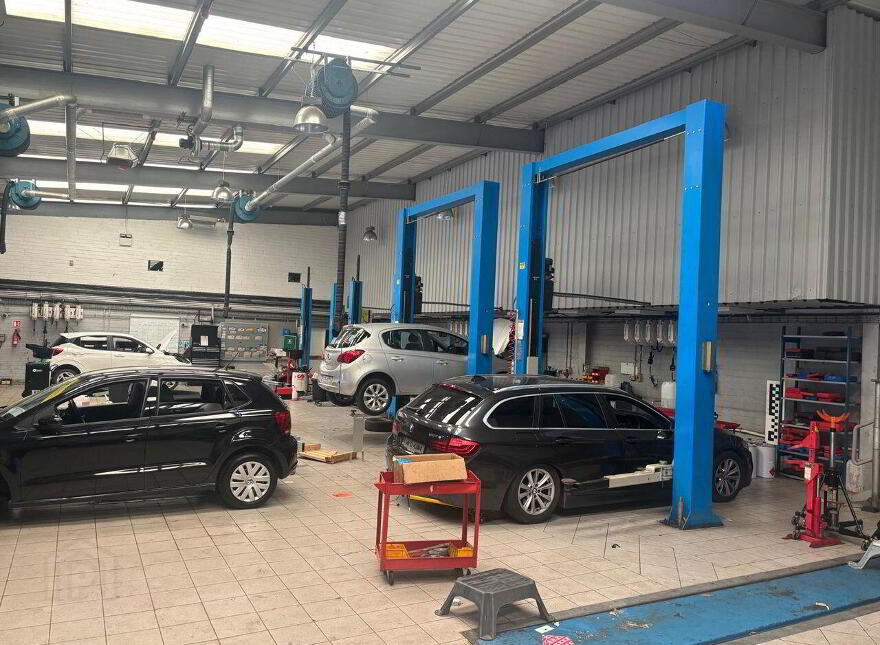 Airside Motor Park, Airside, Swords