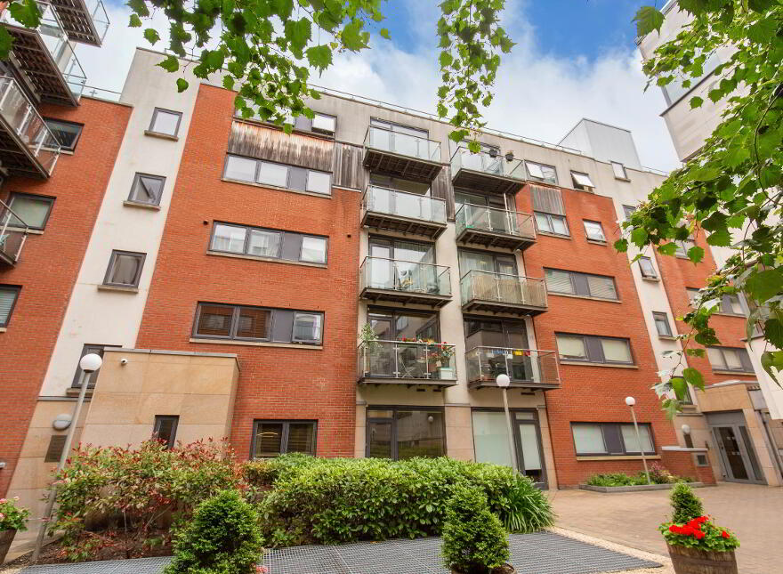 46 Brabazon Hall, Cork Street, Dublin, D08 photo