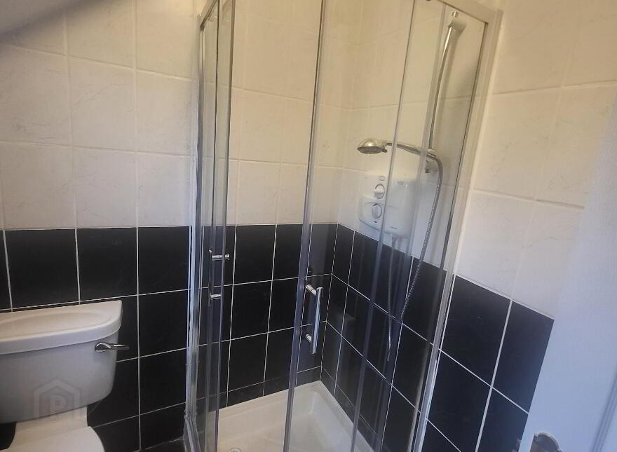 21 Crofton Court. Lough Rynn, Mohill, N41R223