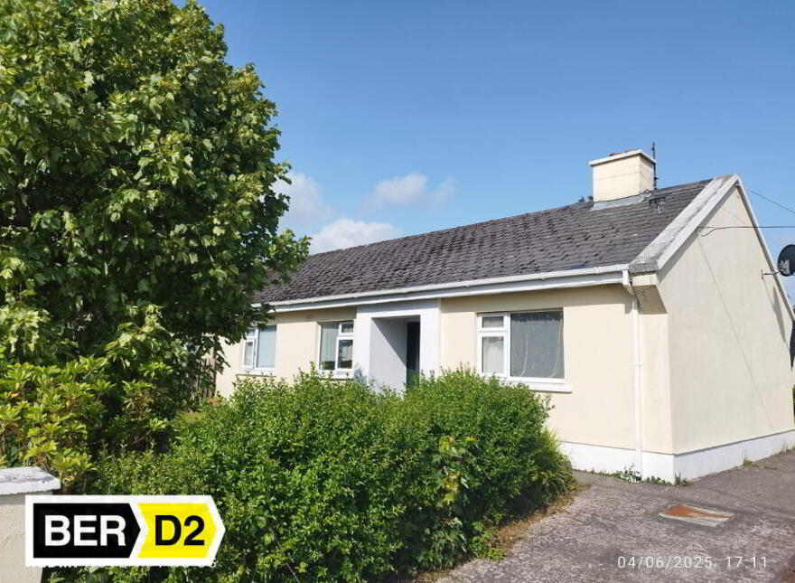 40 Tullyvoheen, Galway Road, Clifden, H71P996 photo