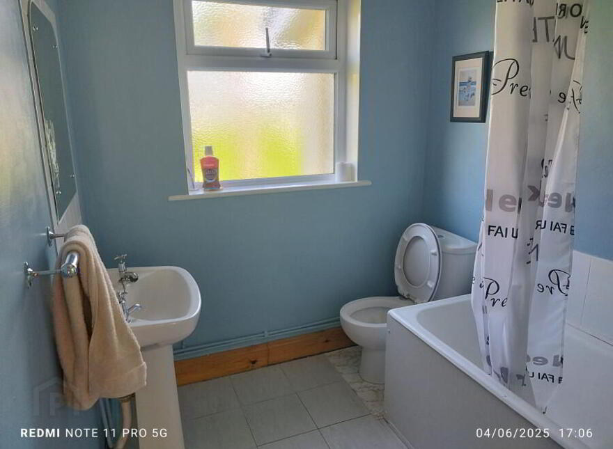 40 Tullyvoheen, Galway Road, Clifden, H71P996