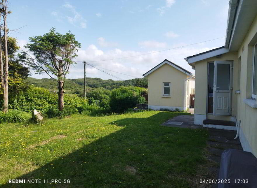 40 Tullyvoheen, Galway Road, Clifden, H71P996