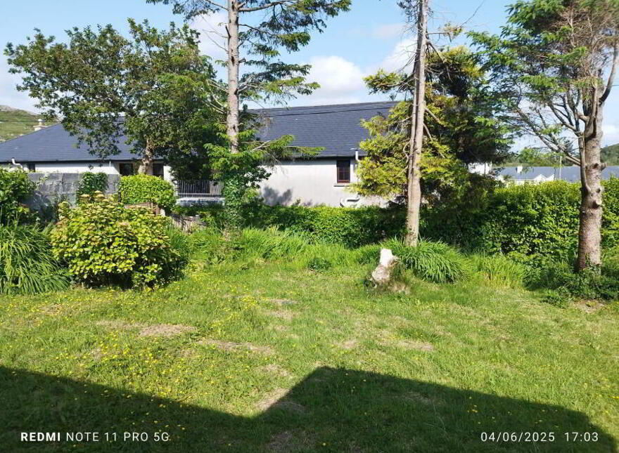 40 Tullyvoheen, Galway Road, Clifden, H71P996