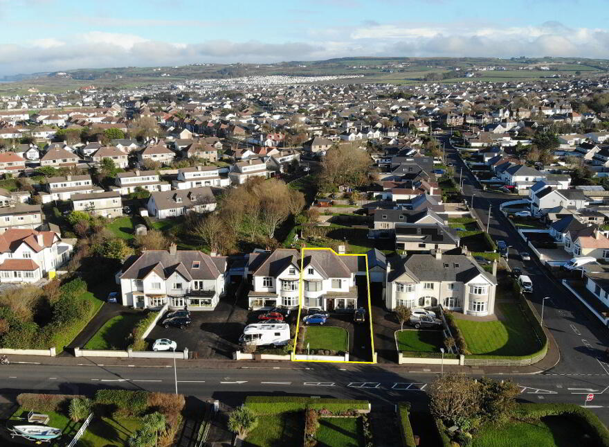35 Coleraine Road, Portrush, BT56 8EA
