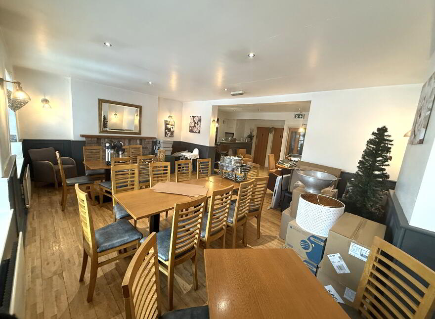 First Floor, 29 Market Square, Dromore, BT25 1AW