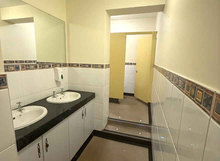First Floor, 29 Market Square, Dromore, BT25 1AW