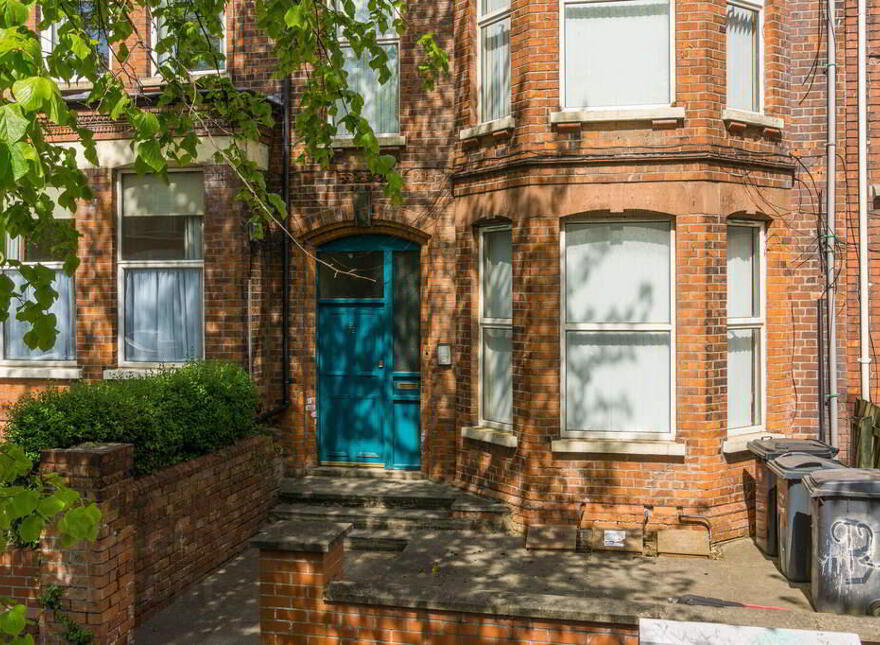 Flat 1, 92 Eglantine Avenue, Belfast, BT9 6EU photo