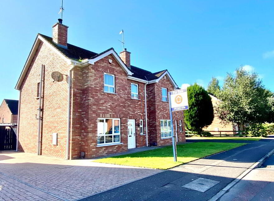 45 Bocombra Hill, Portadown, BT63 5SA photo