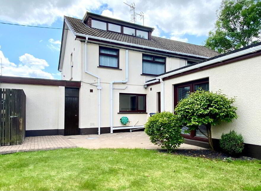 18 Dorchester Avenue, Craigavon, BT62 3DZ