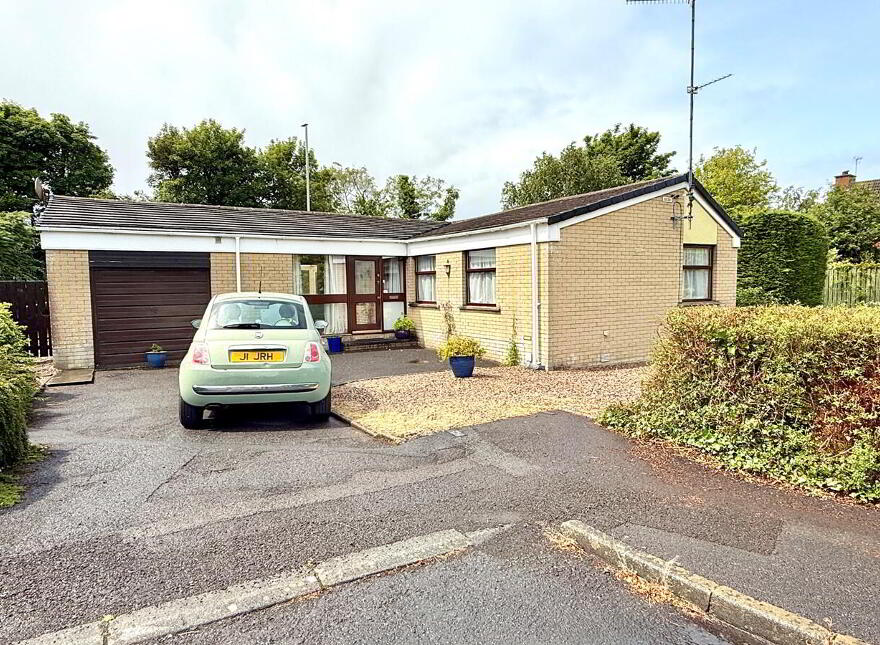 3 Kernan Grove, Portadown, BT63 5RX photo