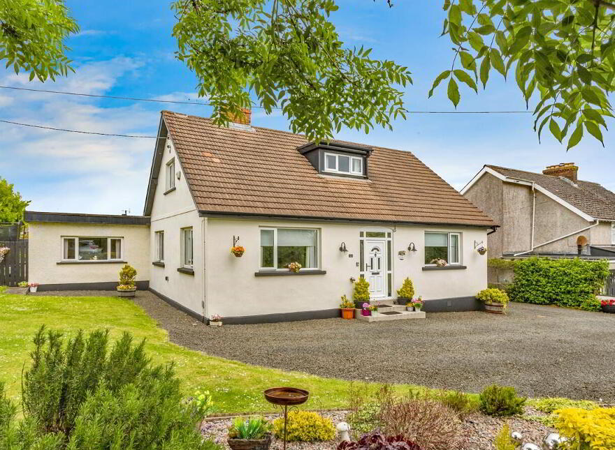 11 Bridgend Road, Carrickfergus, BT38 9HL photo