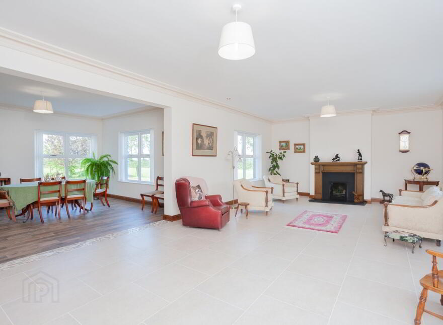 Old Oaks, 14b Moira Road, Moira, BT28 2HQ