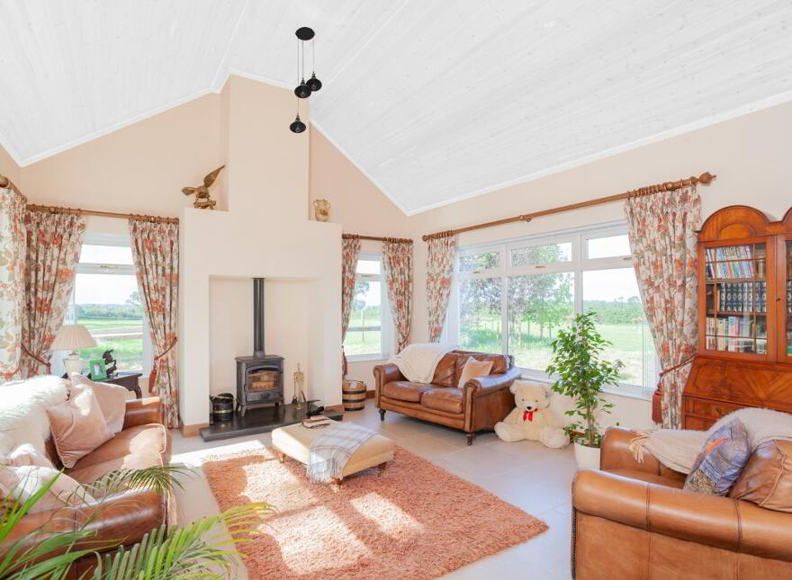 Old Oaks, 14b Moira Road, Moira, BT28 2HQ