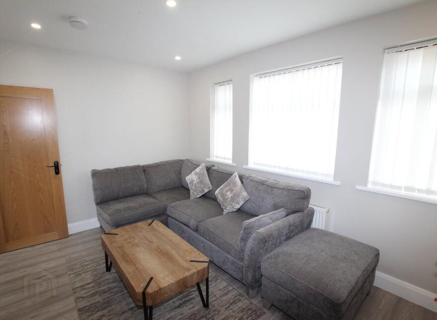 85 Joanmount Gardens, Belfast, BT14 6NY