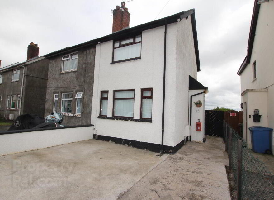 85 Joanmount Gardens, Belfast, BT14 6NY photo