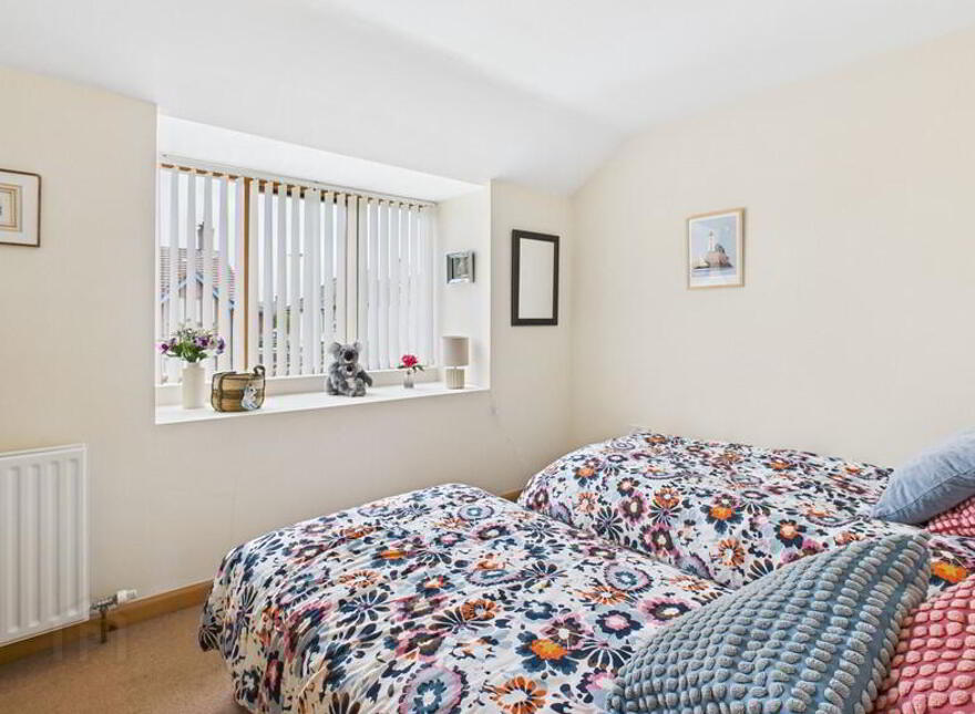9 Cove Hollow, Groomsport, Bangor, BT19 6HT