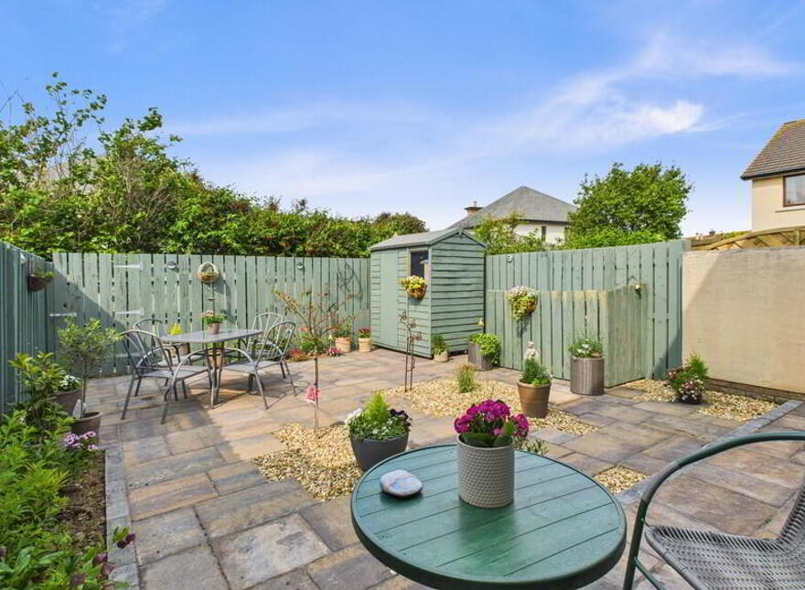 9 Cove Hollow, Groomsport, Bangor, BT19 6HT