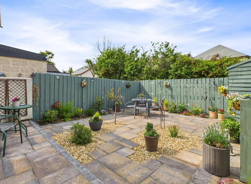 9 Cove Hollow, Groomsport, Bangor, BT19 6HT