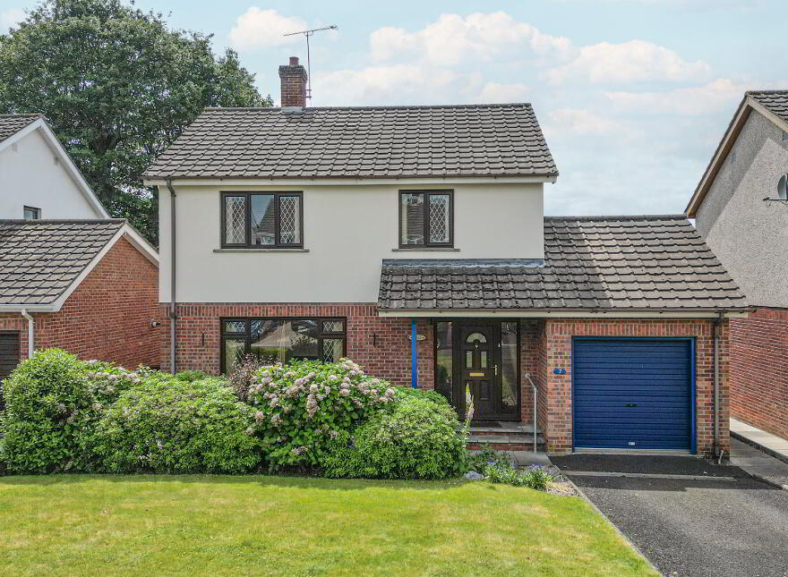 7 Vicarage Gardens, Antrim, BT41 4JP photo