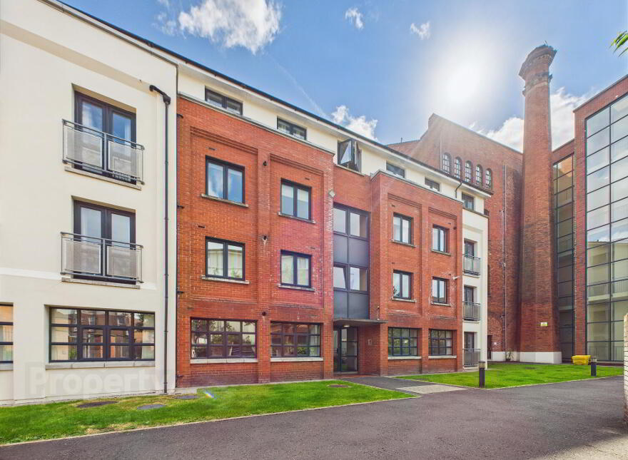 Chichester Building, Old Bakers Court , Ravenhill Road, Belfast, BT6 8QX photo