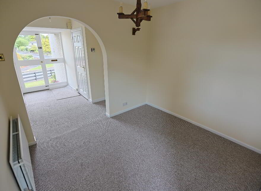 5 Castle Parade, Richhill, Armagh, BT61 9QQ