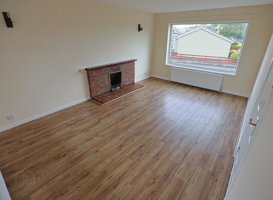 5 Castle Parade, Richhill, Armagh, BT61 9QQ