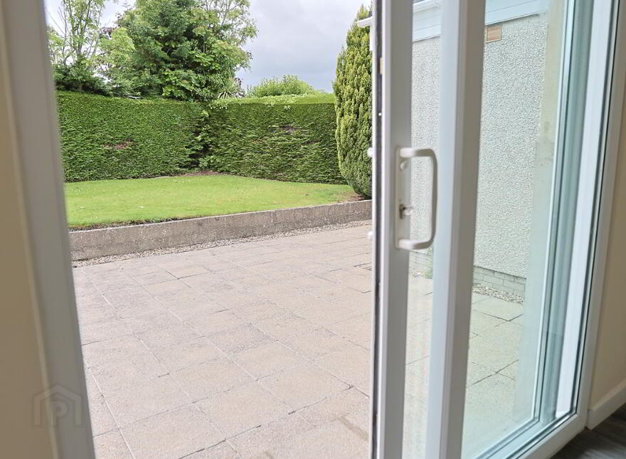 5 Castle Parade, Richhill, Armagh, BT61 9QQ
