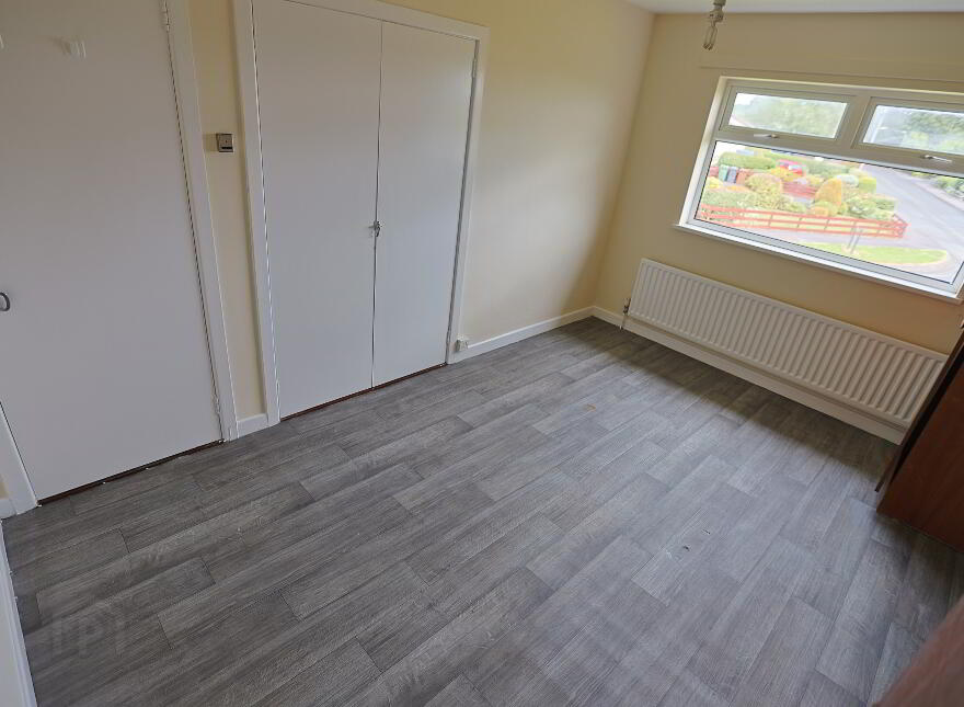 5 Castle Parade, Richhill, Armagh, BT61 9QQ