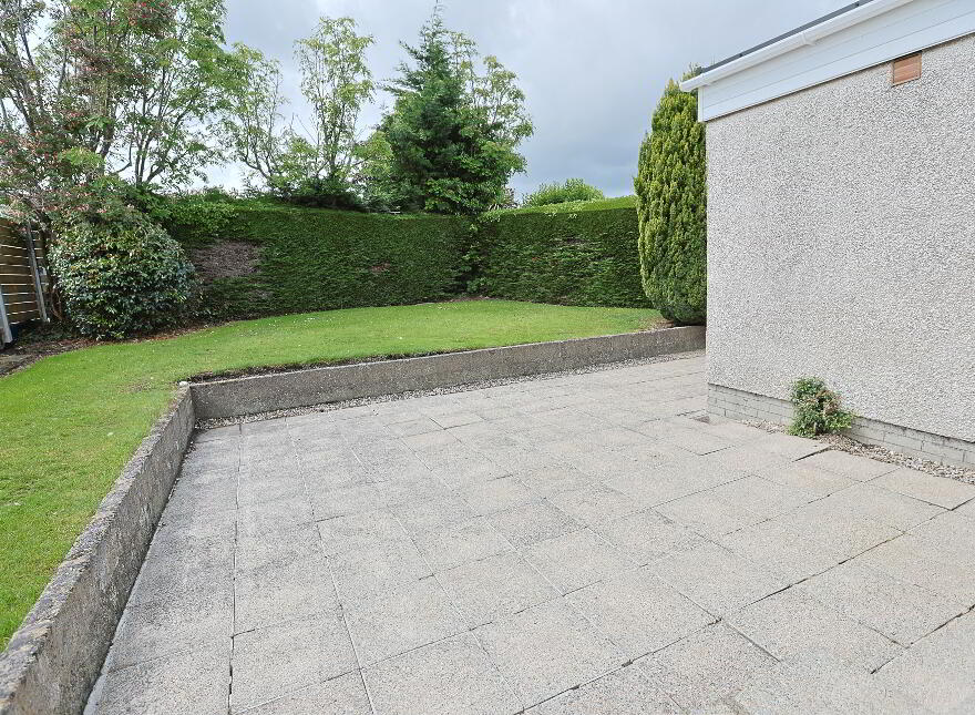 5 Castle Parade, Richhill, Armagh, BT61 9QQ