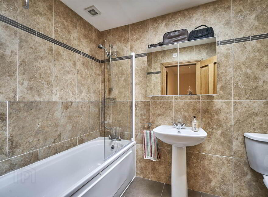 6 Princetown Road, Bangor, BT20 3TA