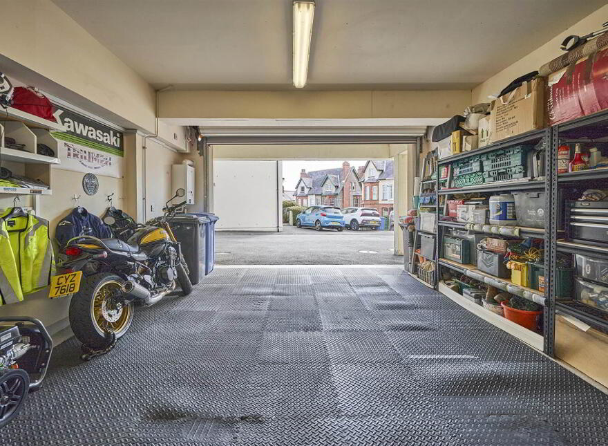 6 Princetown Road, Bangor, BT20 3TA