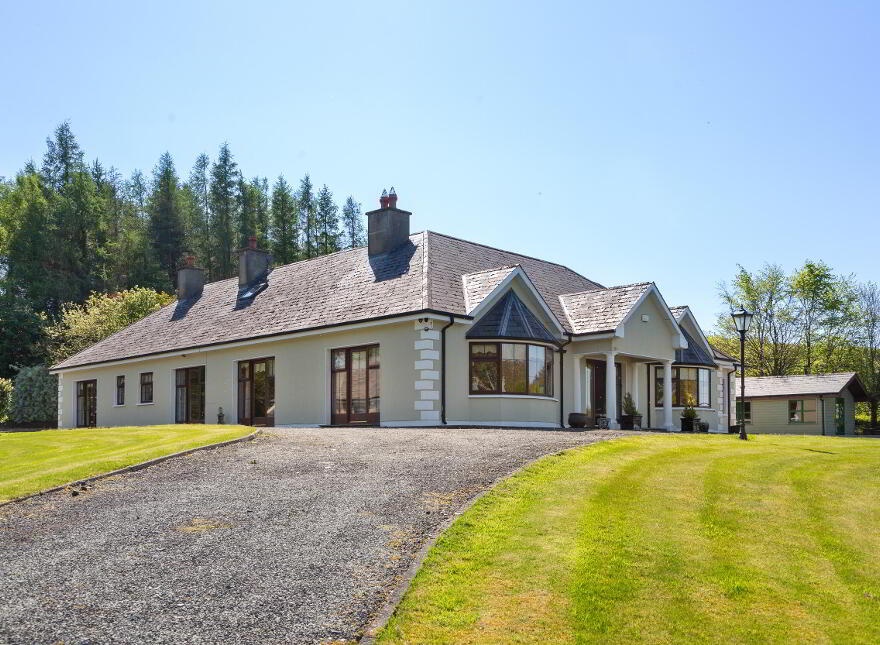 Chatsworth Lodge (with, C 10 Acres), Ballyarthur, Woodenbridge, Y14NC83